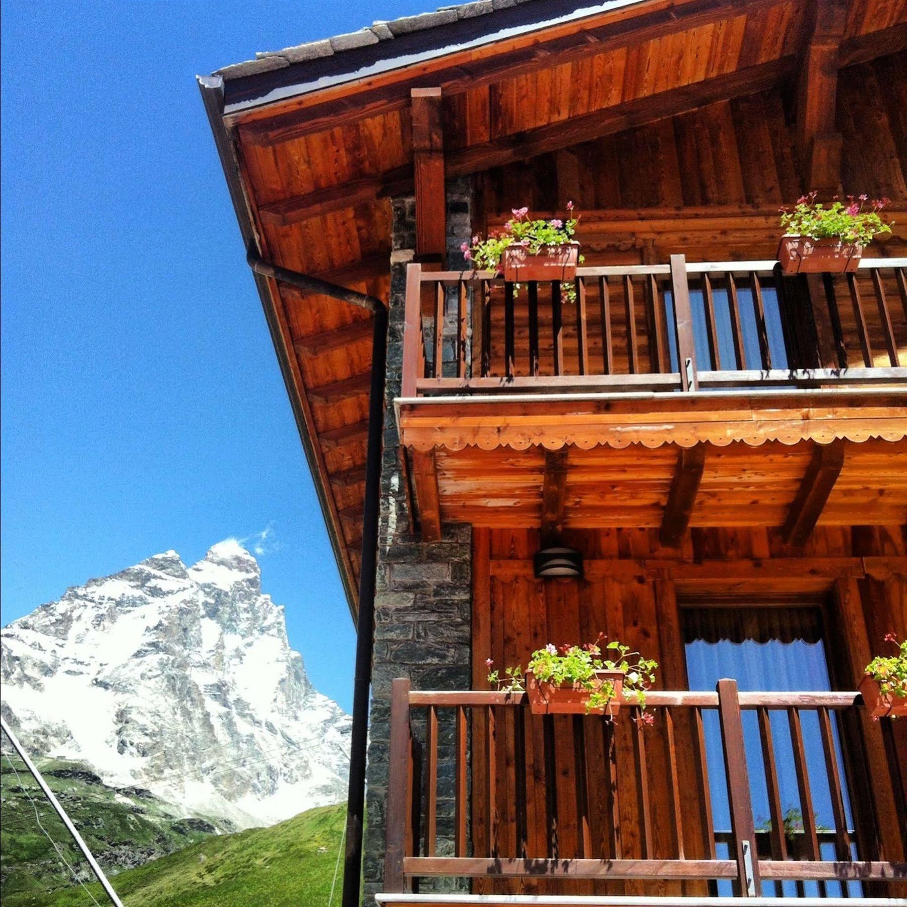 Hotel Meuble Mon Reve Breuil-Cervinia Zewnętrze zdjęcie