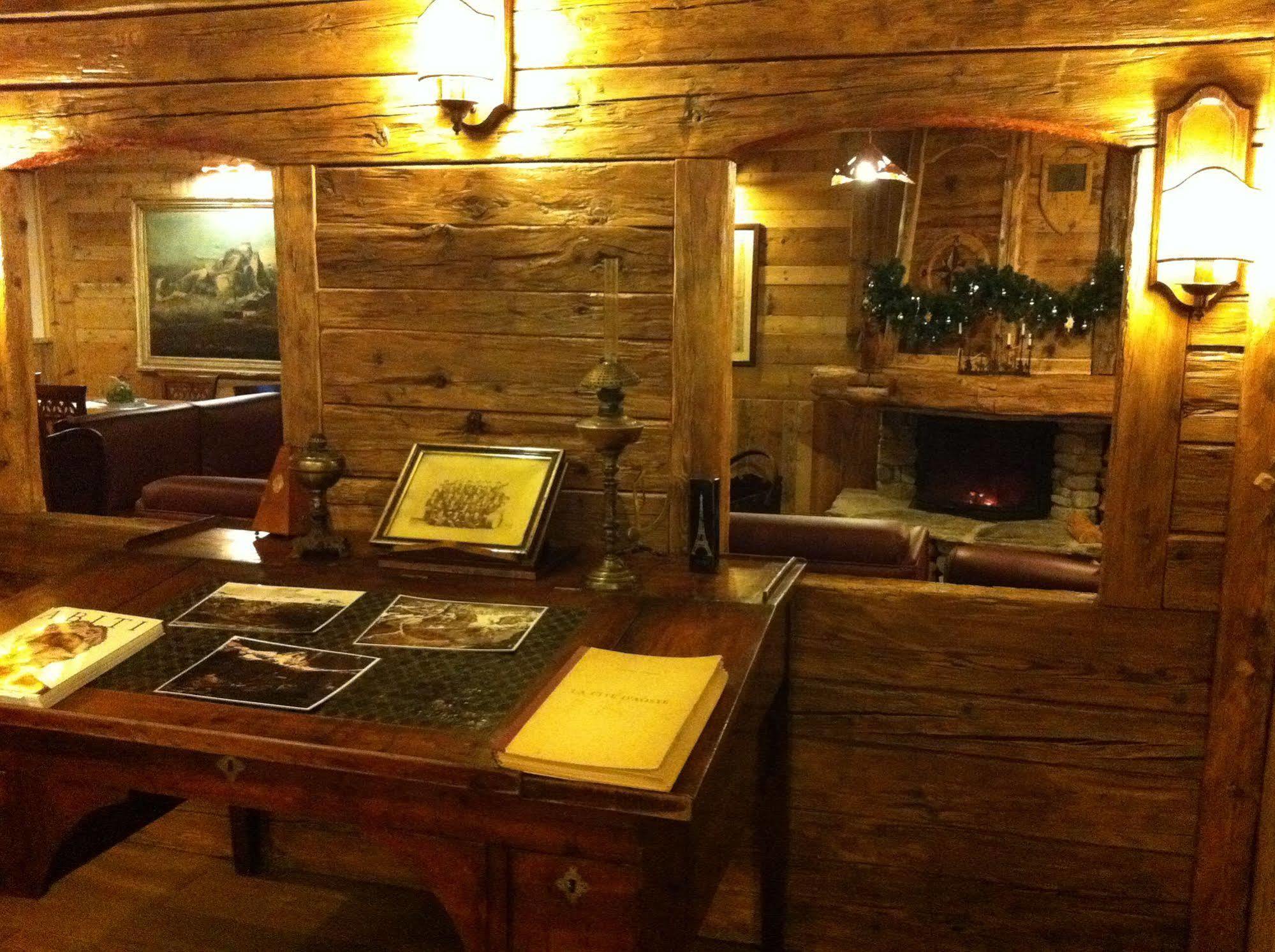 Hotel Meuble Mon Reve Breuil-Cervinia Zewnętrze zdjęcie